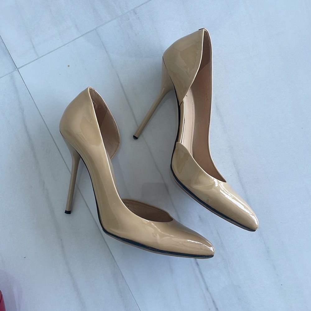 Gucci pumps